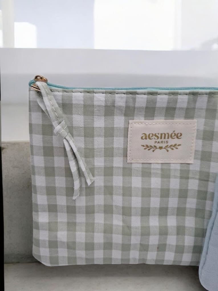 Pochette et trousse en coton vichy motifs à carreaux vert d'eau beige