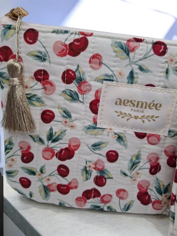 Trousse et pochette en coton motifs cerises rouges et roses