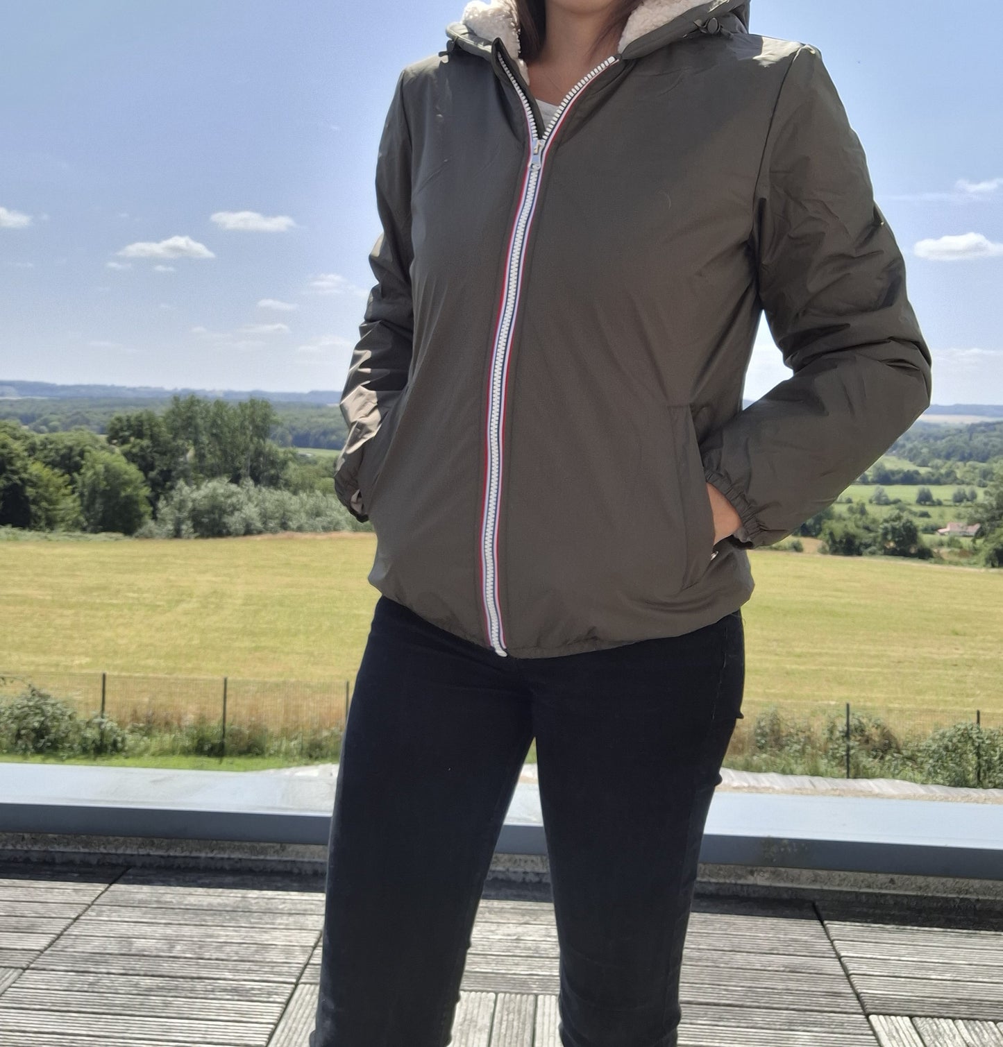 Laura Jo - Imperméable fourré court fausse fourrure kaki intérieur imitation sherpa beige