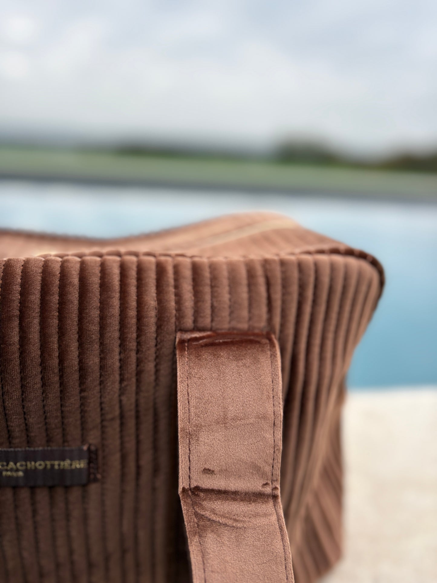 Sac week-end de voyage polochon velours matelassé marron