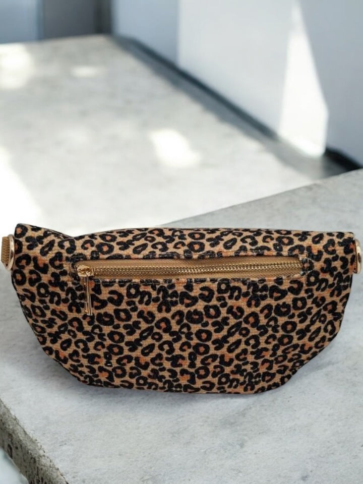 Sac banane camel matelassé en coton gaufré motif léopard