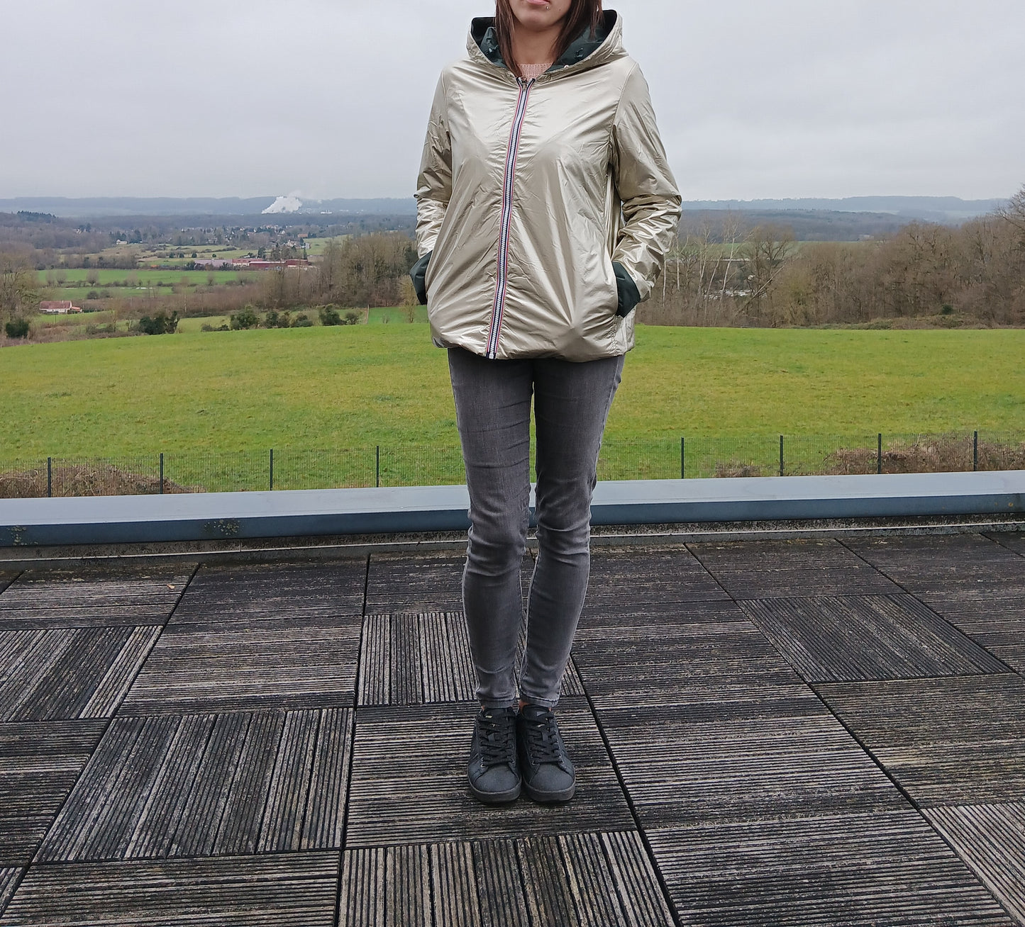 Laura Jo - Imperméable réversible court garnissage ouate mi-saison vert forêt / doré