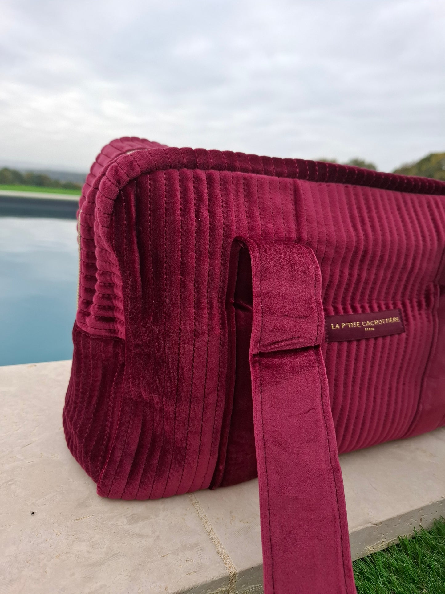 Sac week-end de voyage polochon velours cotelé rouge bordeaux
