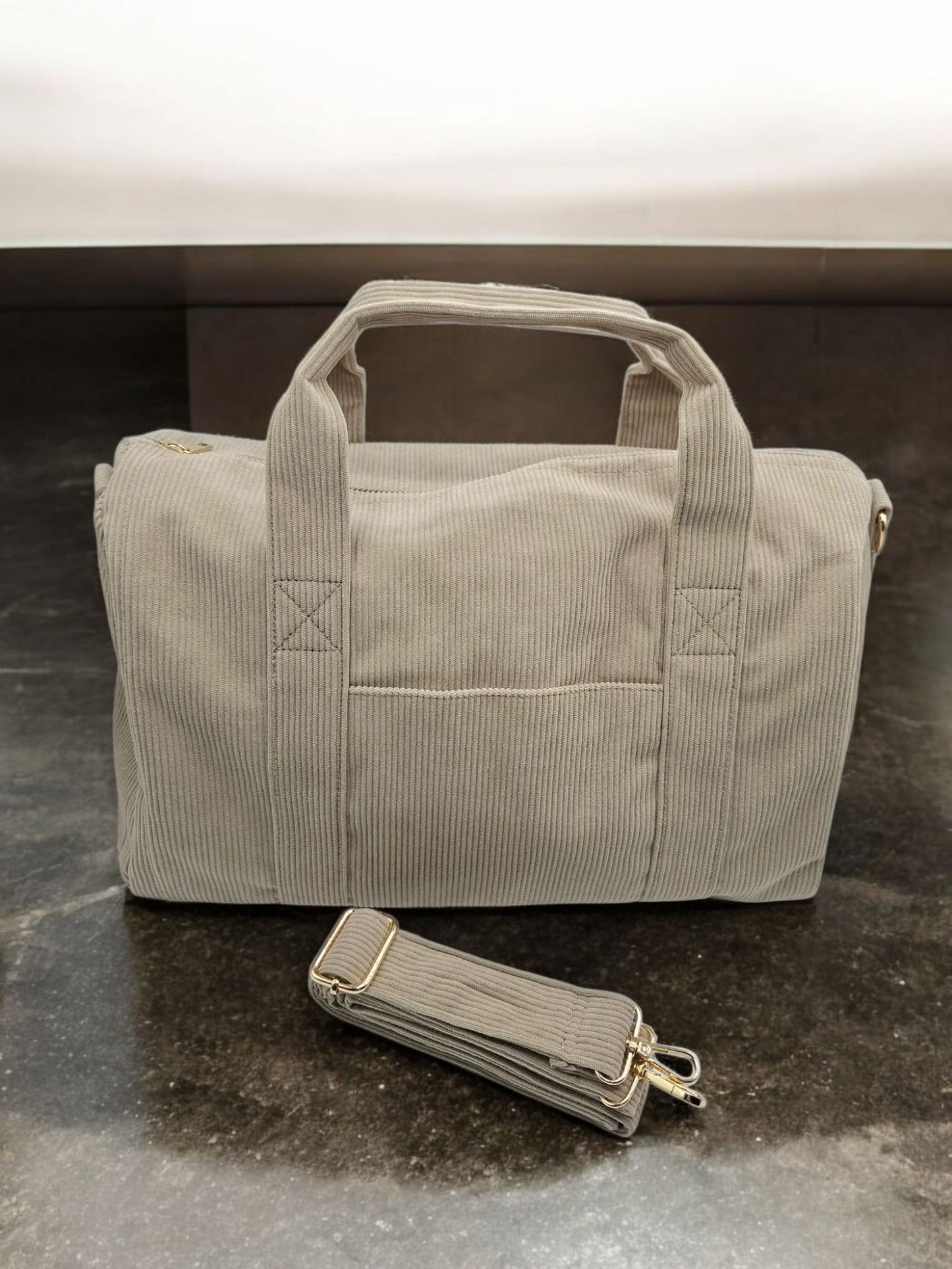 Sac week-end polochon beige effet velours cotelé avec sangle unie