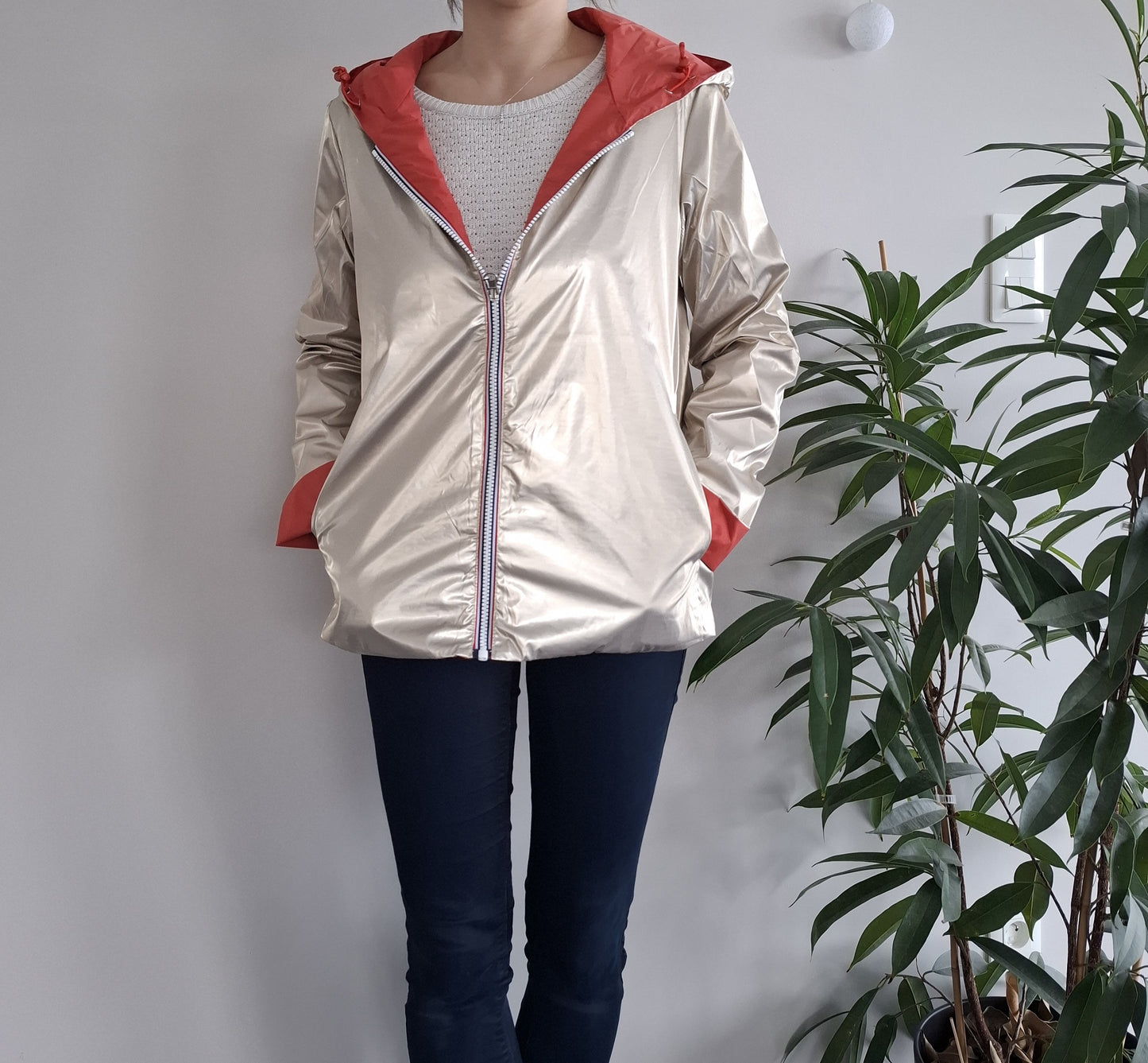 Laura Jo - Imperméable réversible court sans garnissage ouate couleur corail/doré