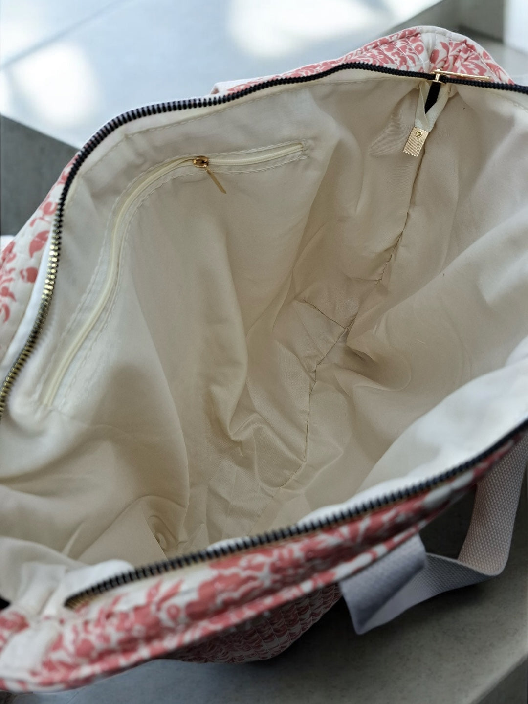 Sac cabas porté épaule en coton liberty fleuri corail crème