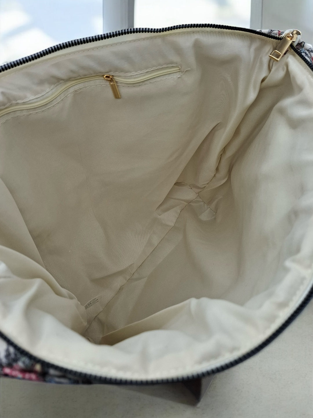 Sac cabas porté épaule en coton liberty fleuri noir rose crème