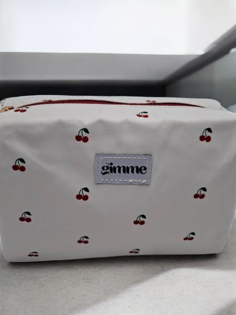 Trousse en tissu imperméable blanc motifs cerises