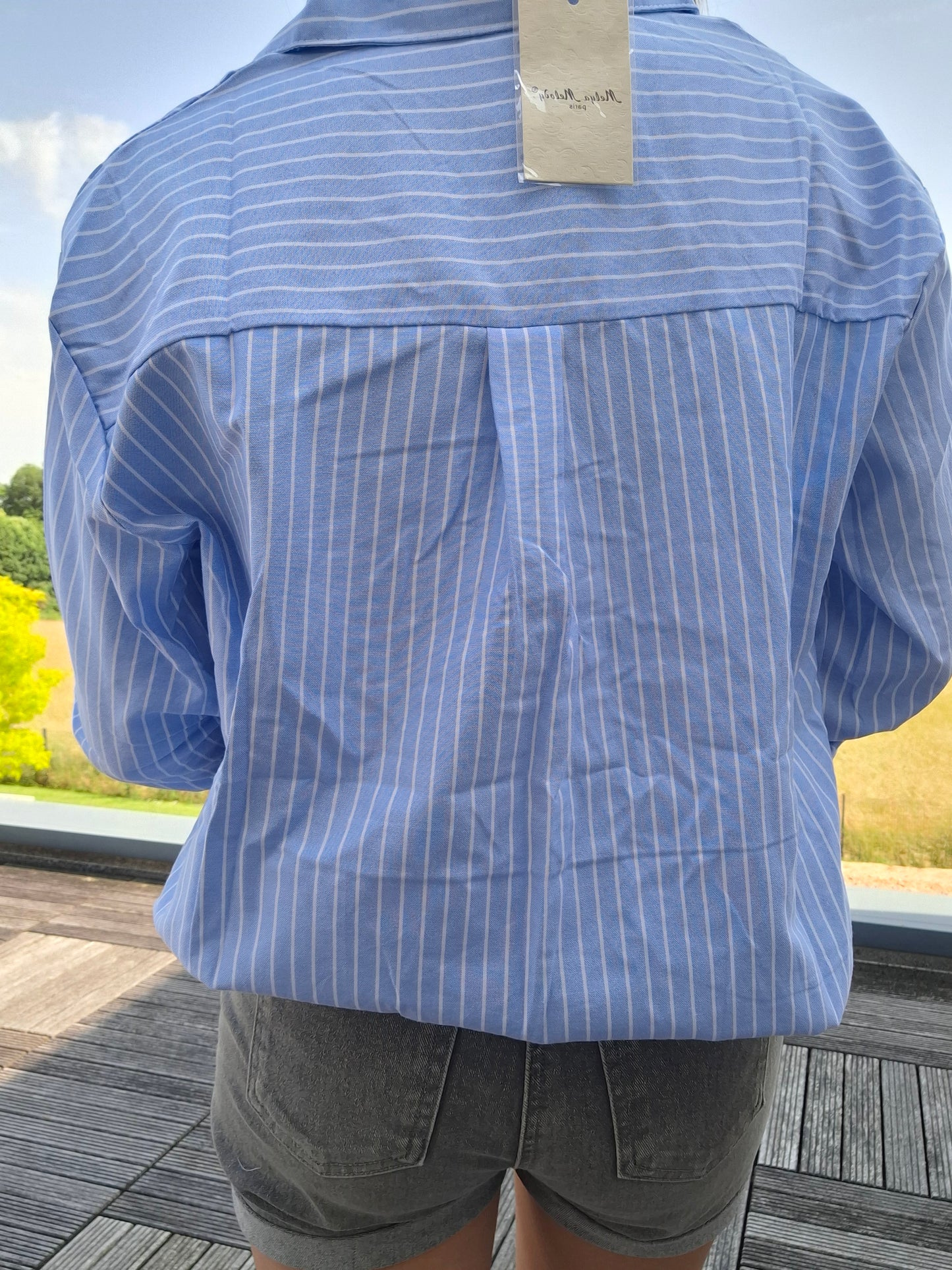 Chemise coton manches longues rayée bleue avec un cœur rouge