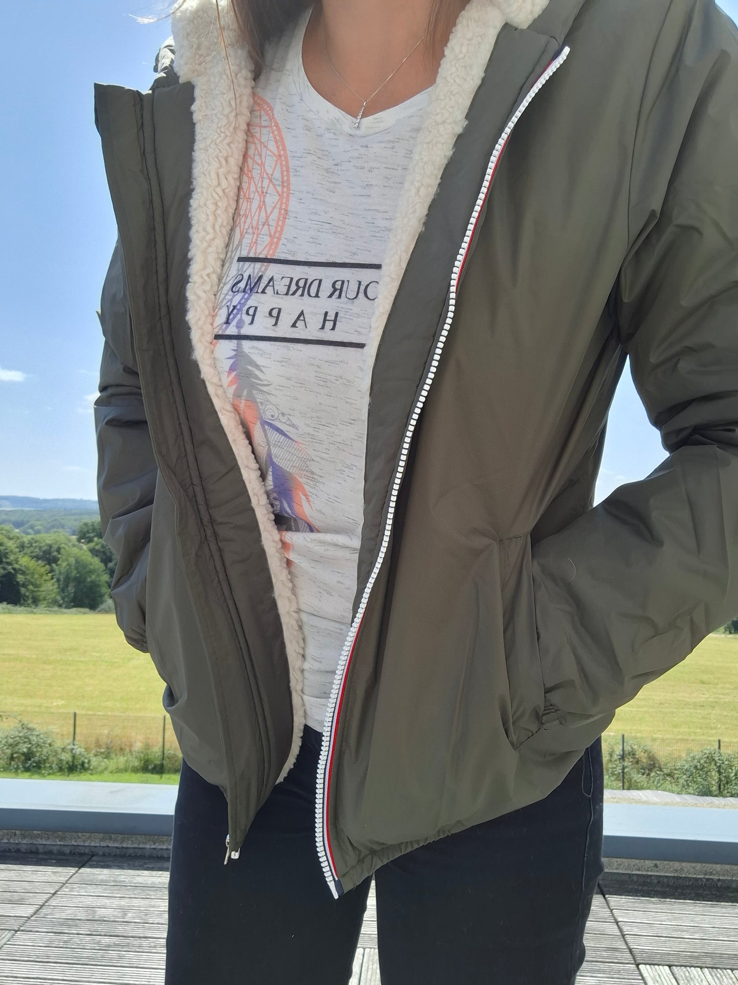 Laura Jo - Imperméable fourré court fausse fourrure kaki intérieur imitation sherpa beige