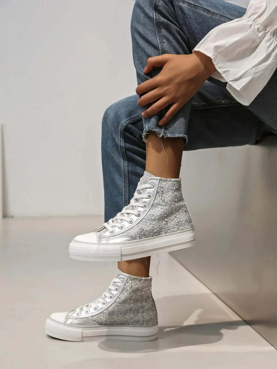 Chaussures baskets hautes en tweed argenté style converse