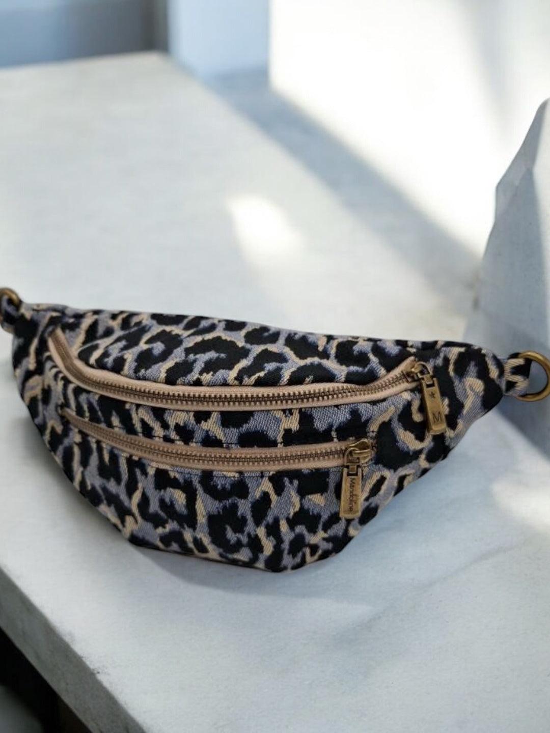 Sac banane en tissu à motif léopard bleu 2 poches