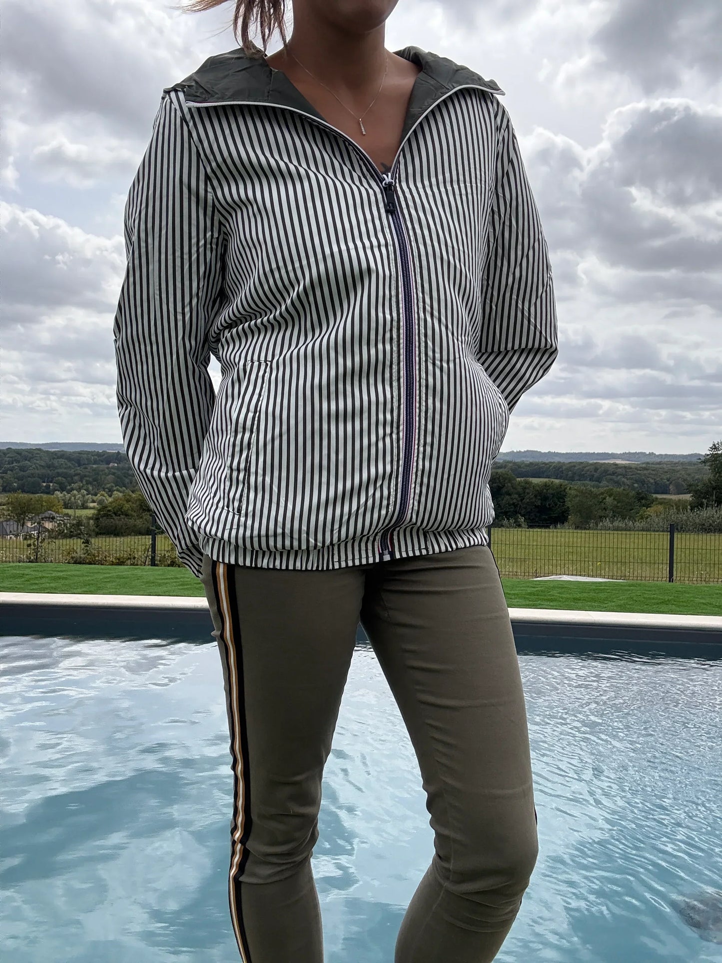 New Lolo - Manteau court mi fesses imperméable réversible kaki capuche intérieur marin kaki blanc - Curvy