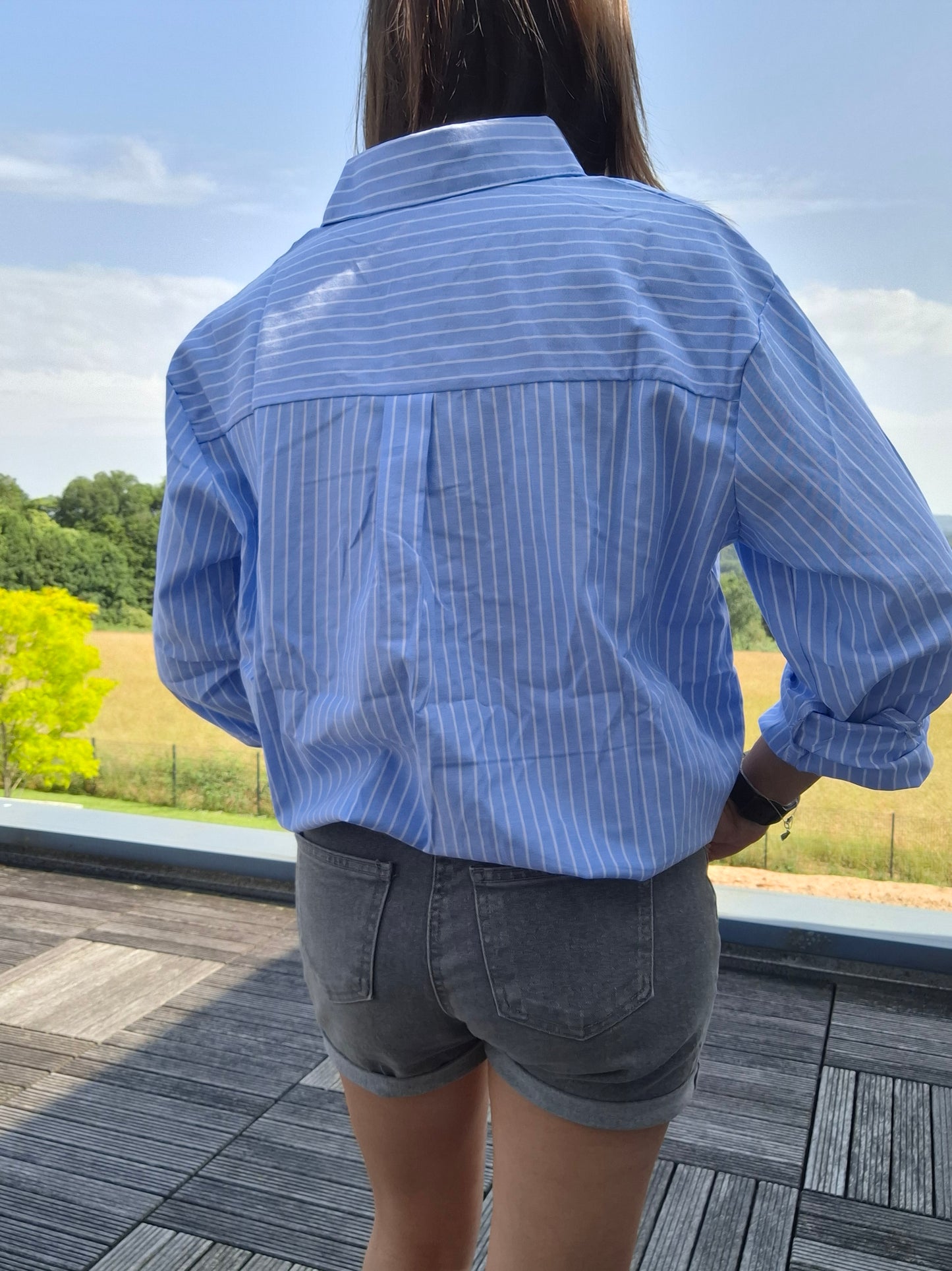 Chemise coton manches longues rayée bleue avec un cœur rouge