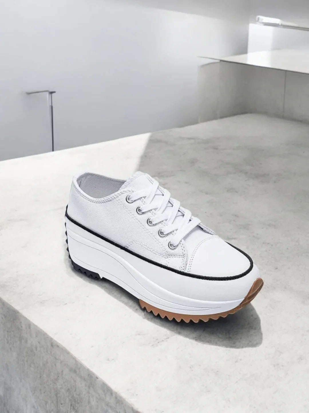 Chaussures baskets basses plate-forme tissu toile blanc