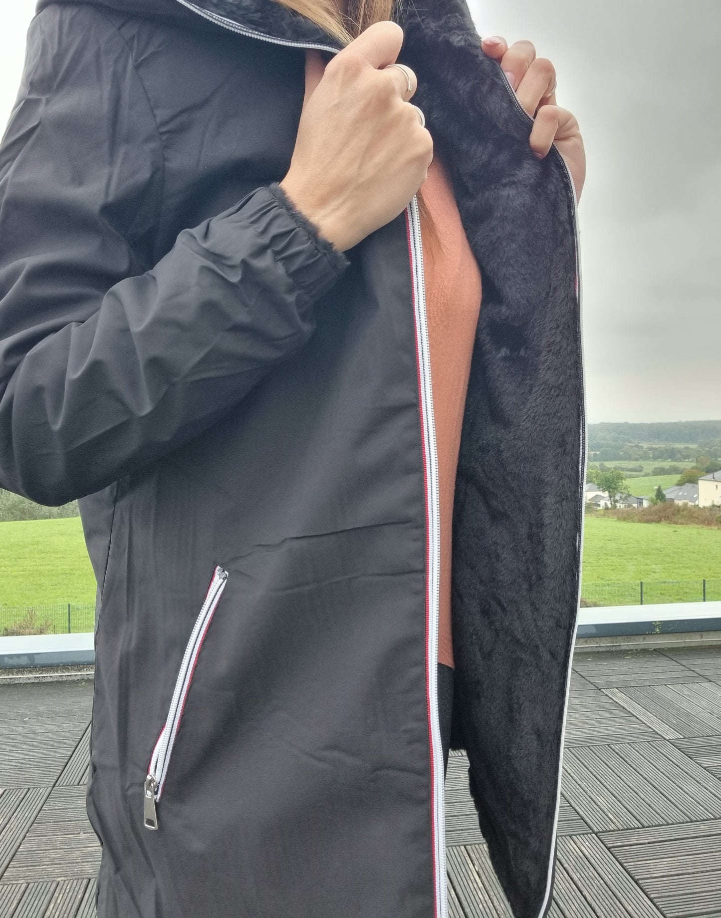 New Lolo - Manteau long NOIR réversible, imperméable et complètement fourré non resserrable à la taille