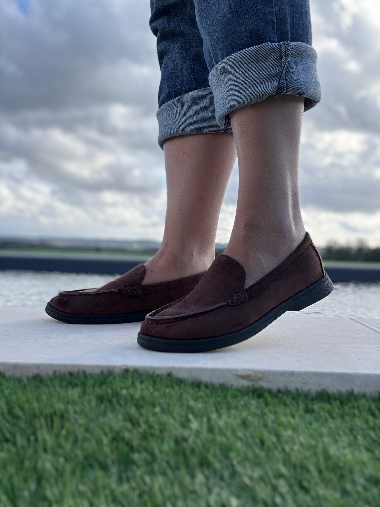 Chaussures mocassins bateau toucher daim marron chocolat