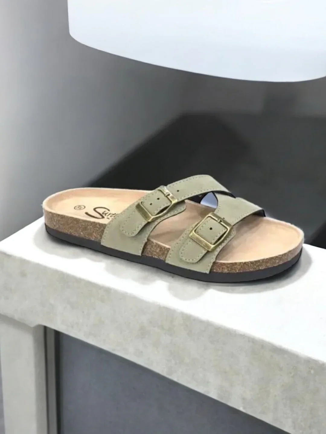 Chaussures sandales type Birk à 2 brides kaki semelle intérieure cuir