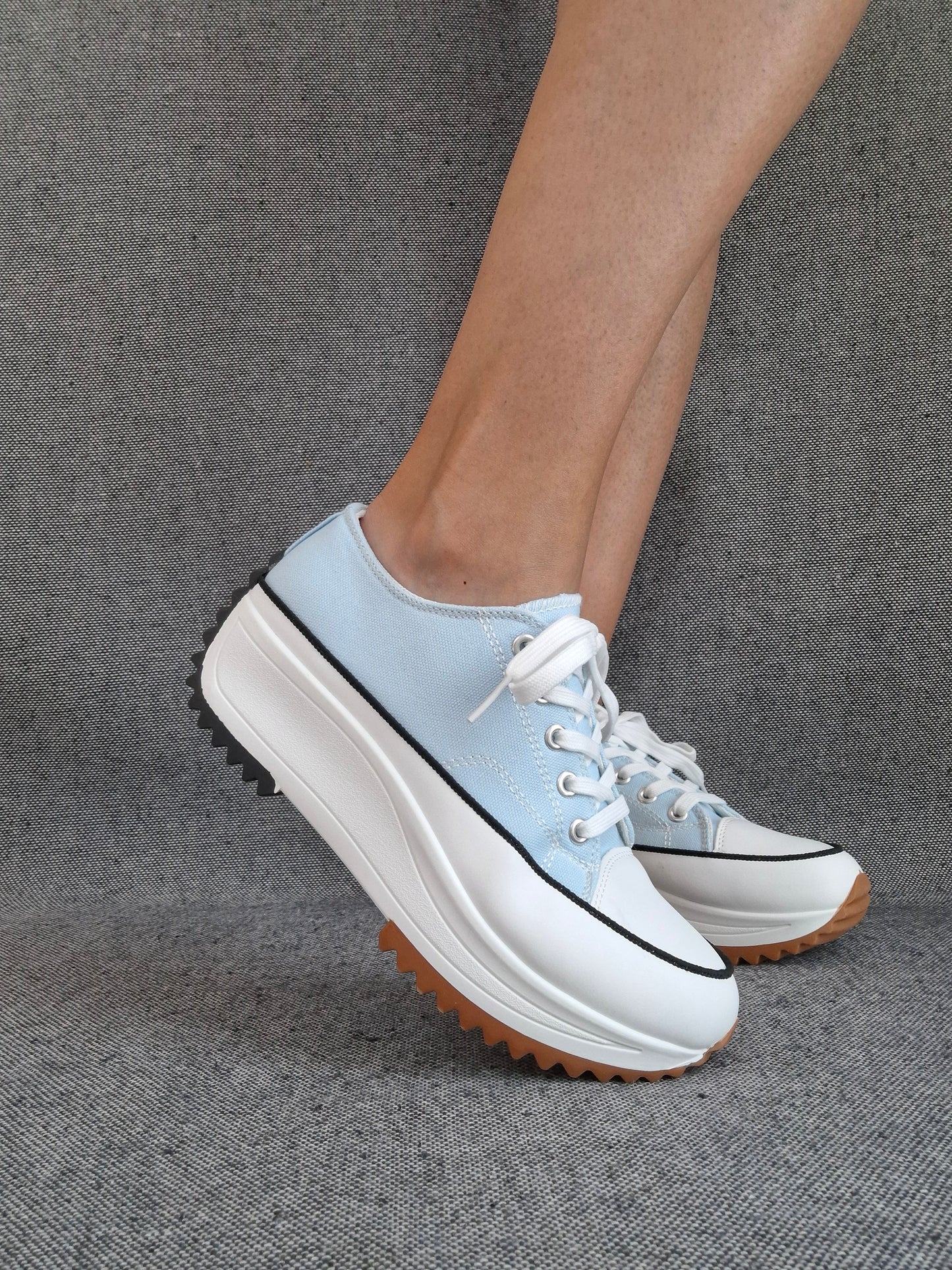 Chaussures baskets basses plate-forme tissu toile bleu