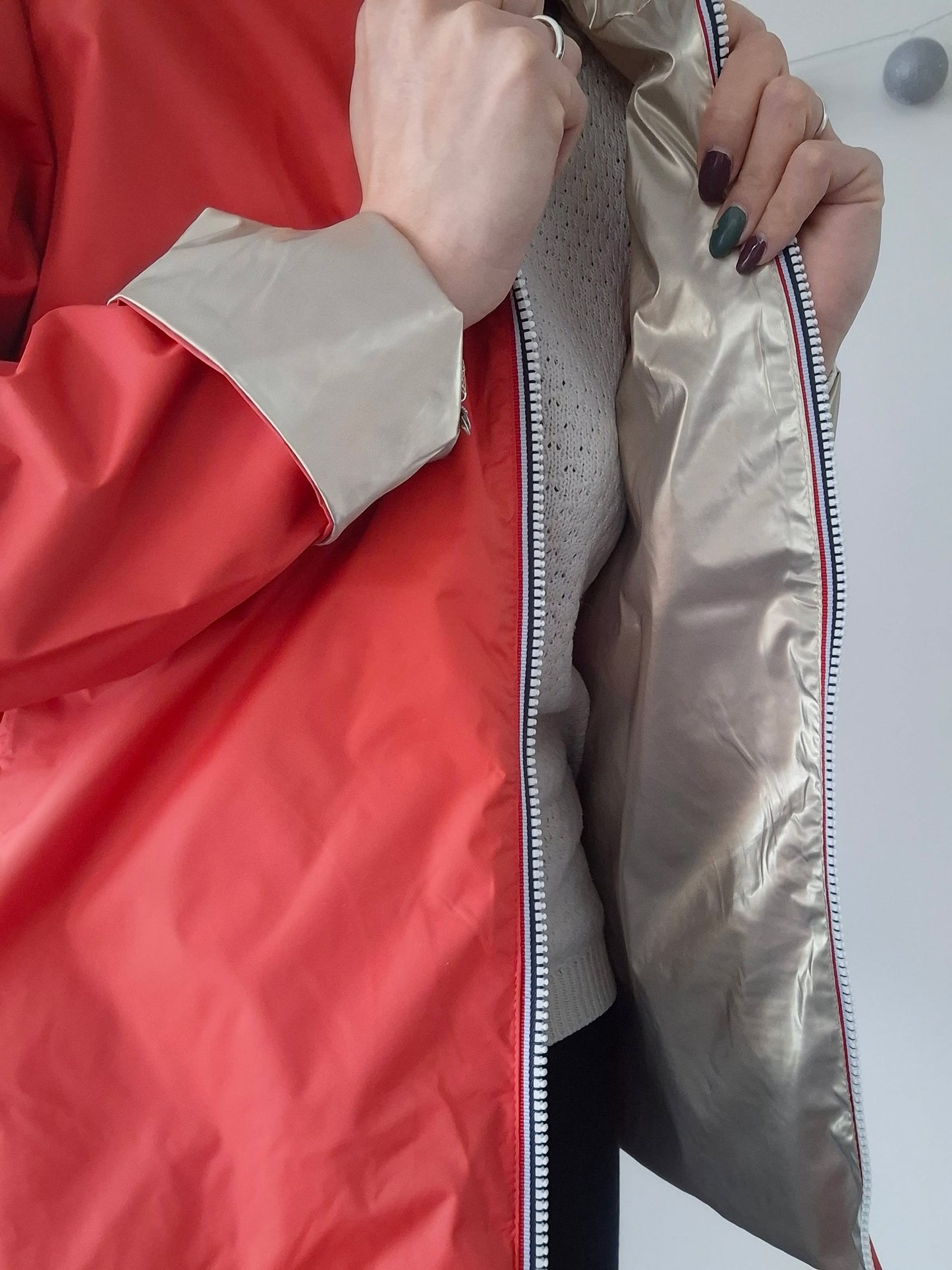 Laura Jo - Imperméable réversible court sans garnissage ouate couleur corail/doré