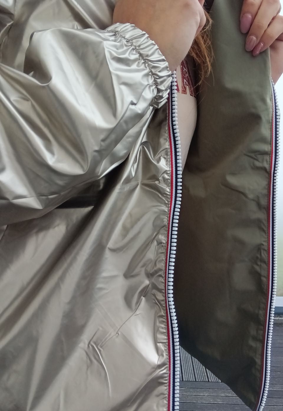 Melya Melody - Manteau court léger imperméable kaki réversible doré
