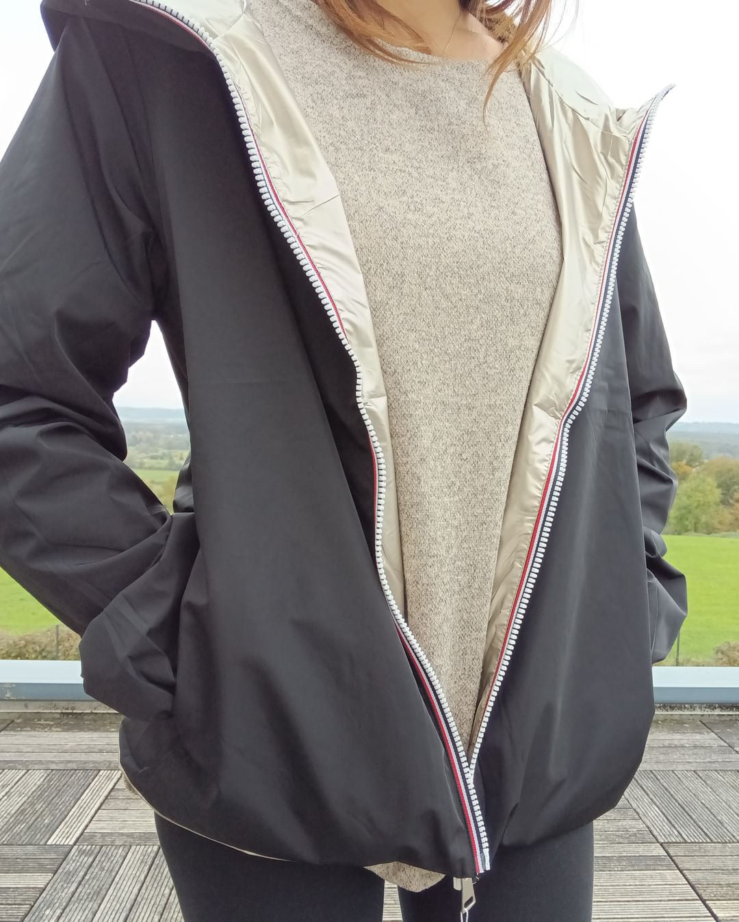 Melya Melody - Manteau court léger imperméable noir réversible doré