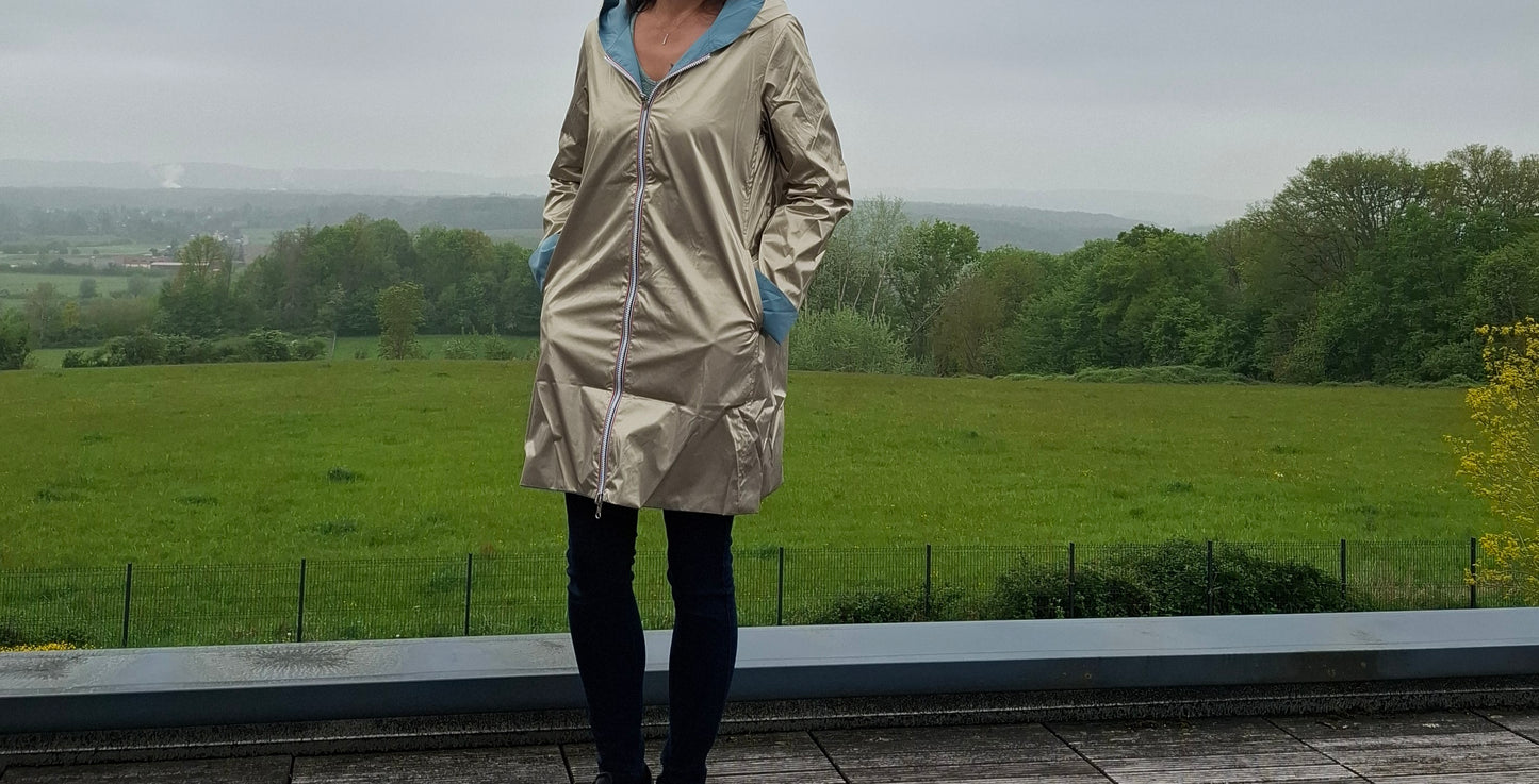 Laura Jo - Imperméable réversible long sans garnissage ouate couleur bleu ciel/doré