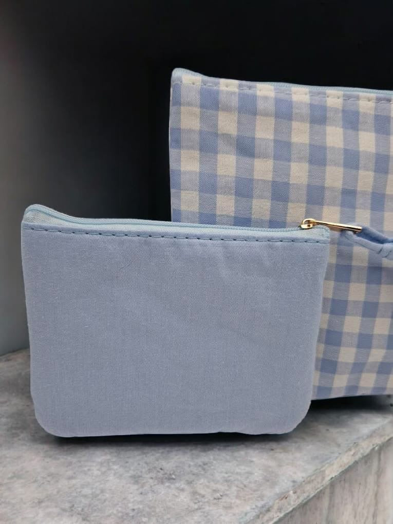 Pochette et trousse en coton vichy motifs à carreaux bleu et crème