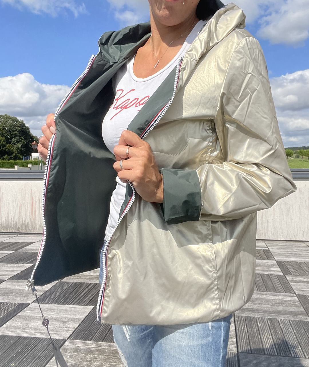 Laura Jo - Imperméable réversible court sans garnissage ouate couleur vert forêt/doré