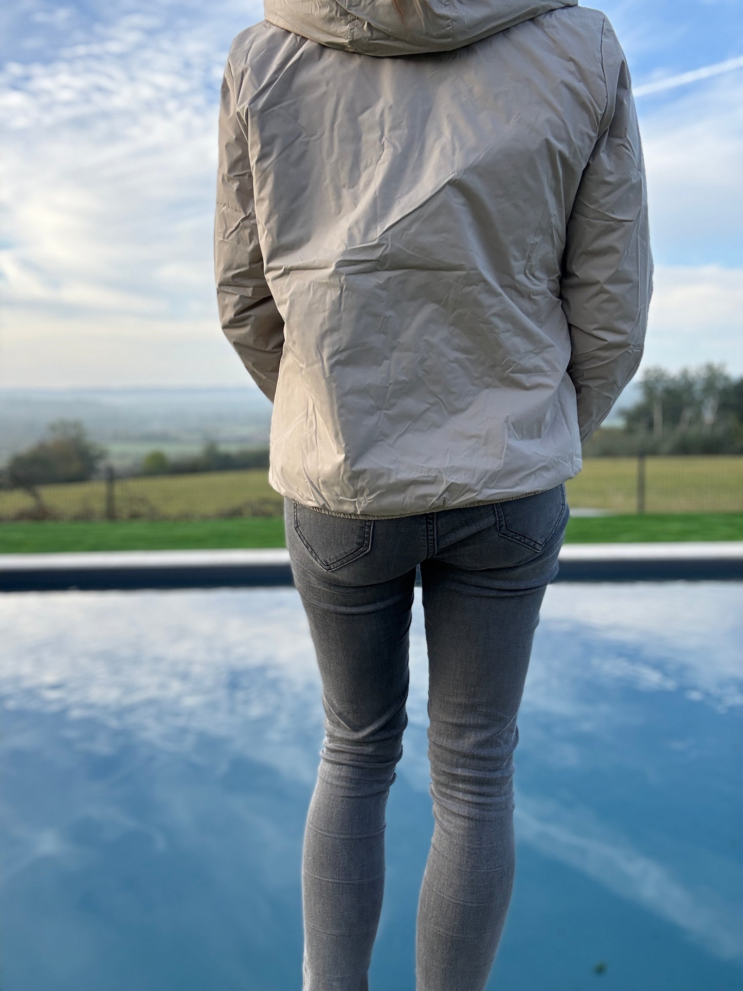 Laura Jo - Imperméable fourré court fausse fourrure beige intérieur imitation sherpa beige