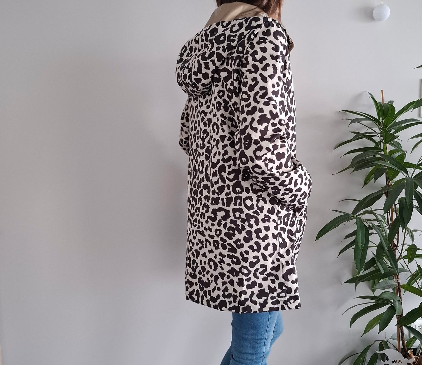 Attrait Paris - Manteau long sans ouate imperméable doré réversible avec motif léopard avec capuche