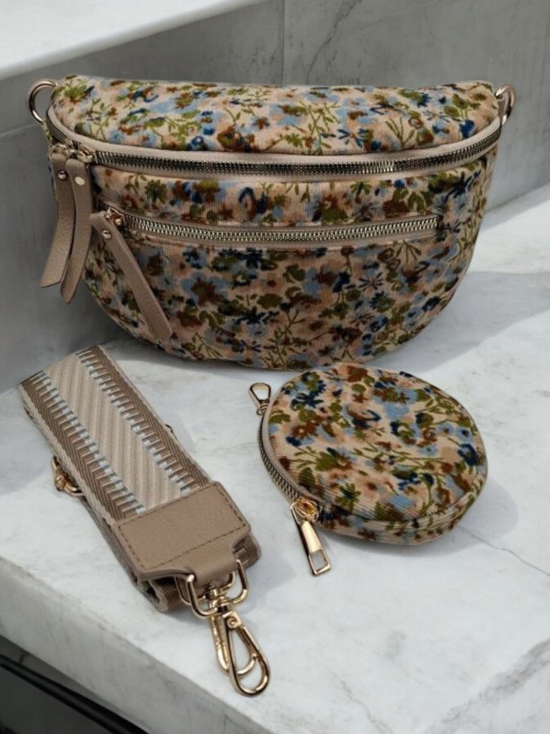 Sac banane velours côtelé très fin fleuri liberty beige avec porte-monnaie assorti