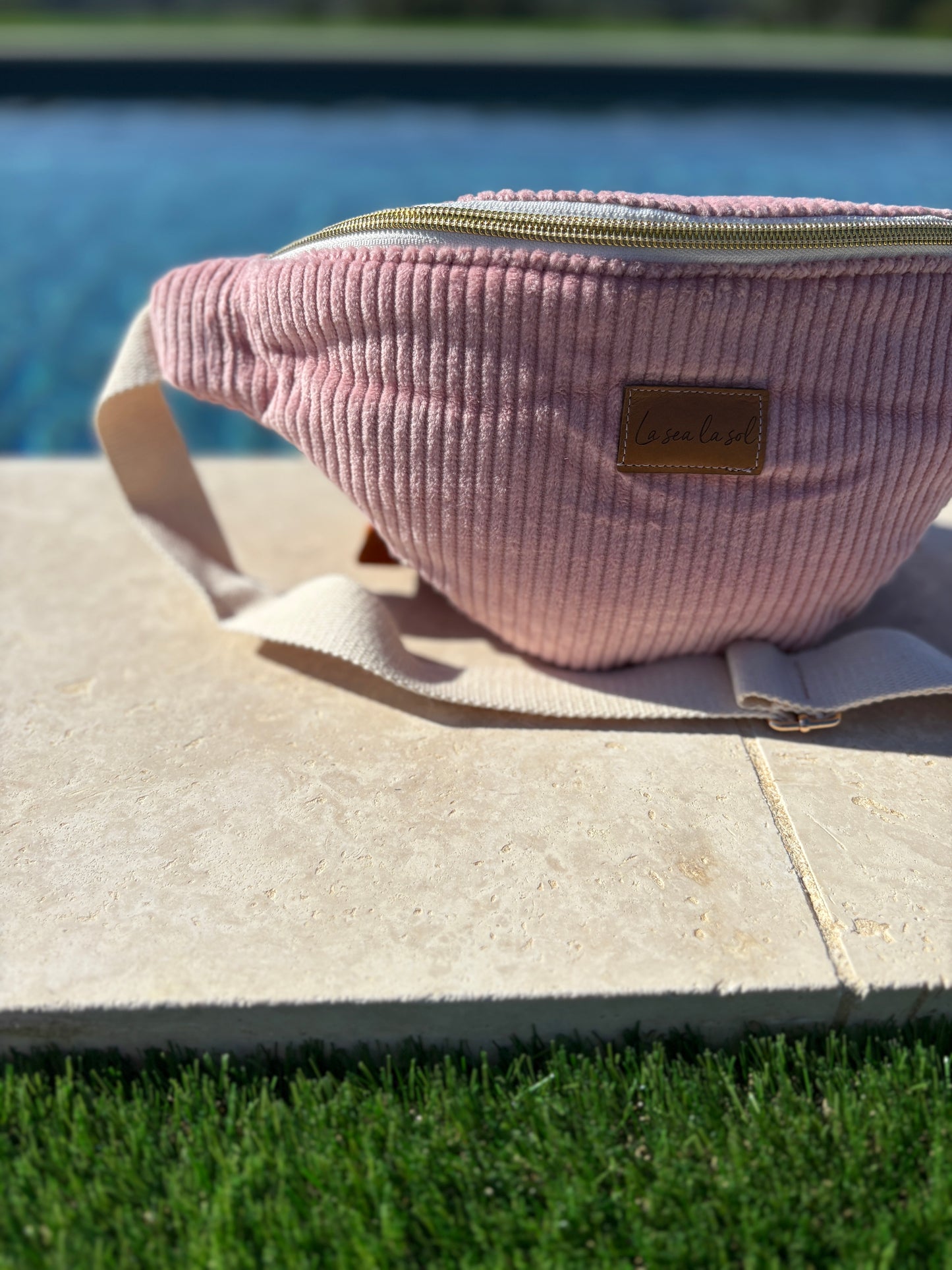 Sac banane tout velours rose pâle fait main