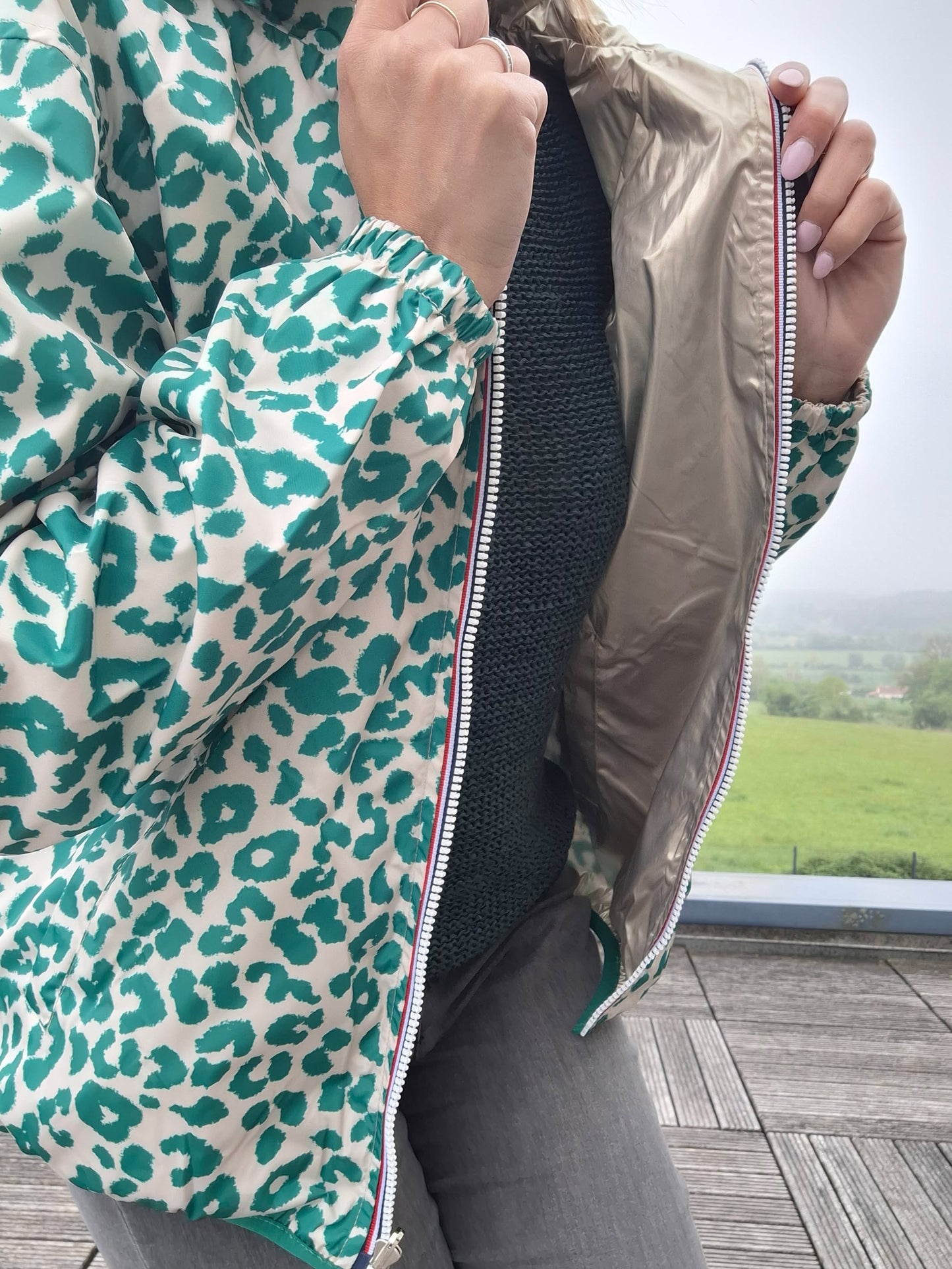 Escandelle - Parka imperméable courte Léopard vert réversible doré