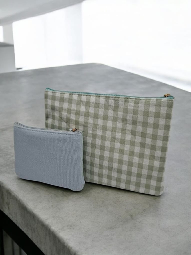 Pochette et trousse en coton vichy motifs à carreaux vert d'eau beige