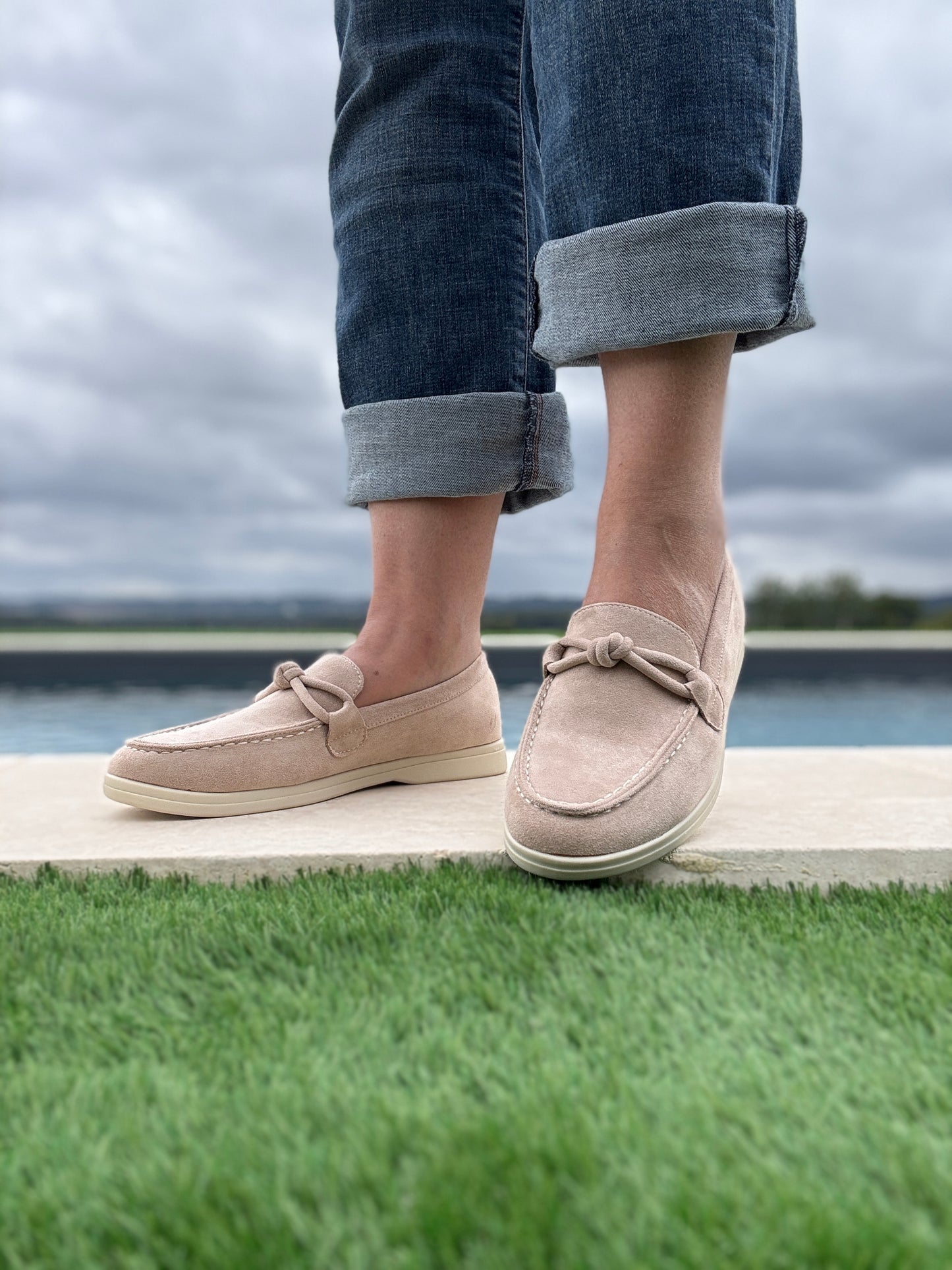 Chaussures mocassins toucher daim beige clair