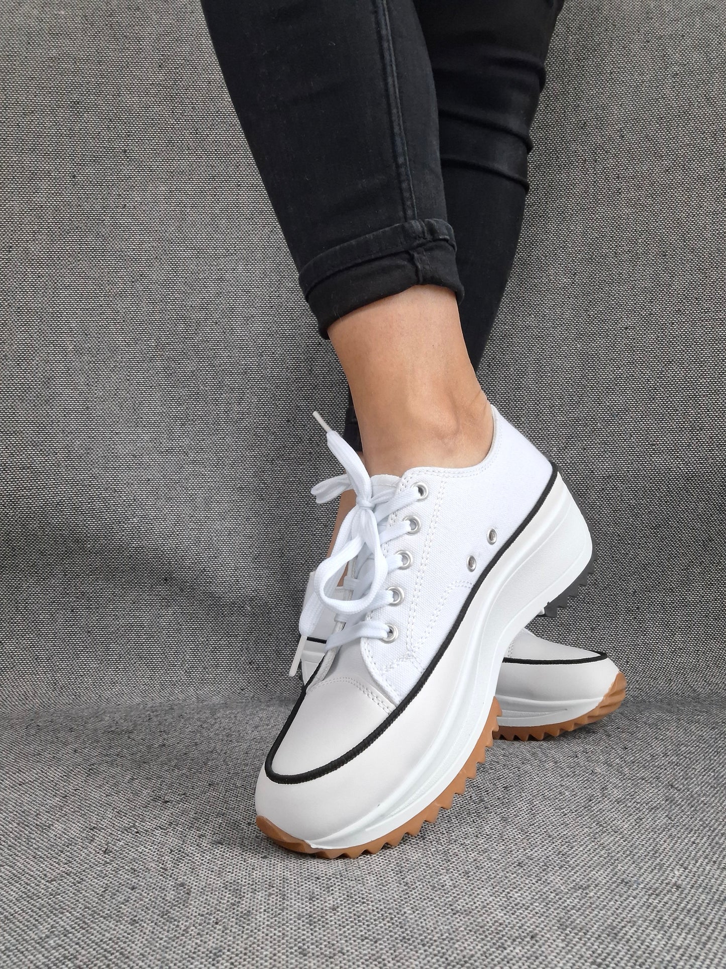 Chaussures baskets basses plate-forme tissu toile blanc