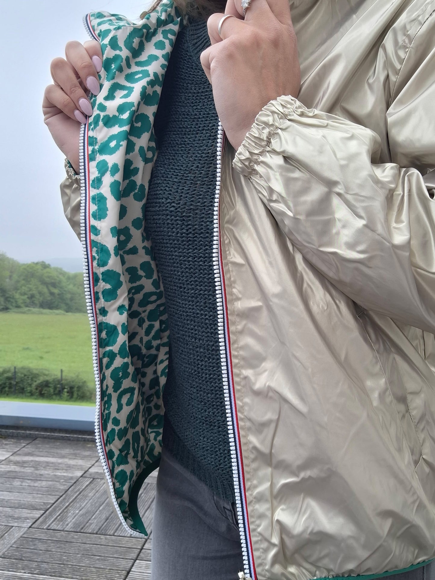 Escandelle - Parka imperméable courte Léopard vert réversible doré