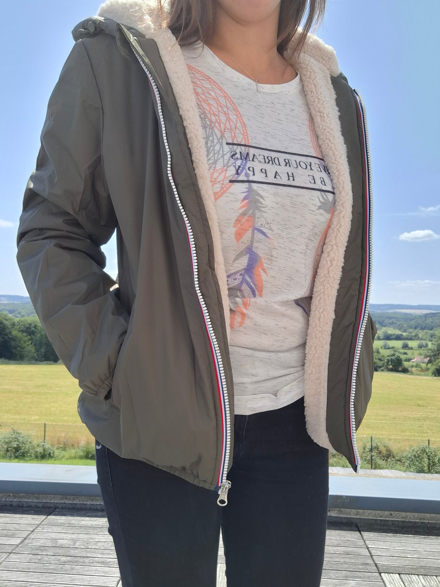 Laura Jo - Imperméable fourré court fausse fourrure kaki intérieur imitation sherpa beige
