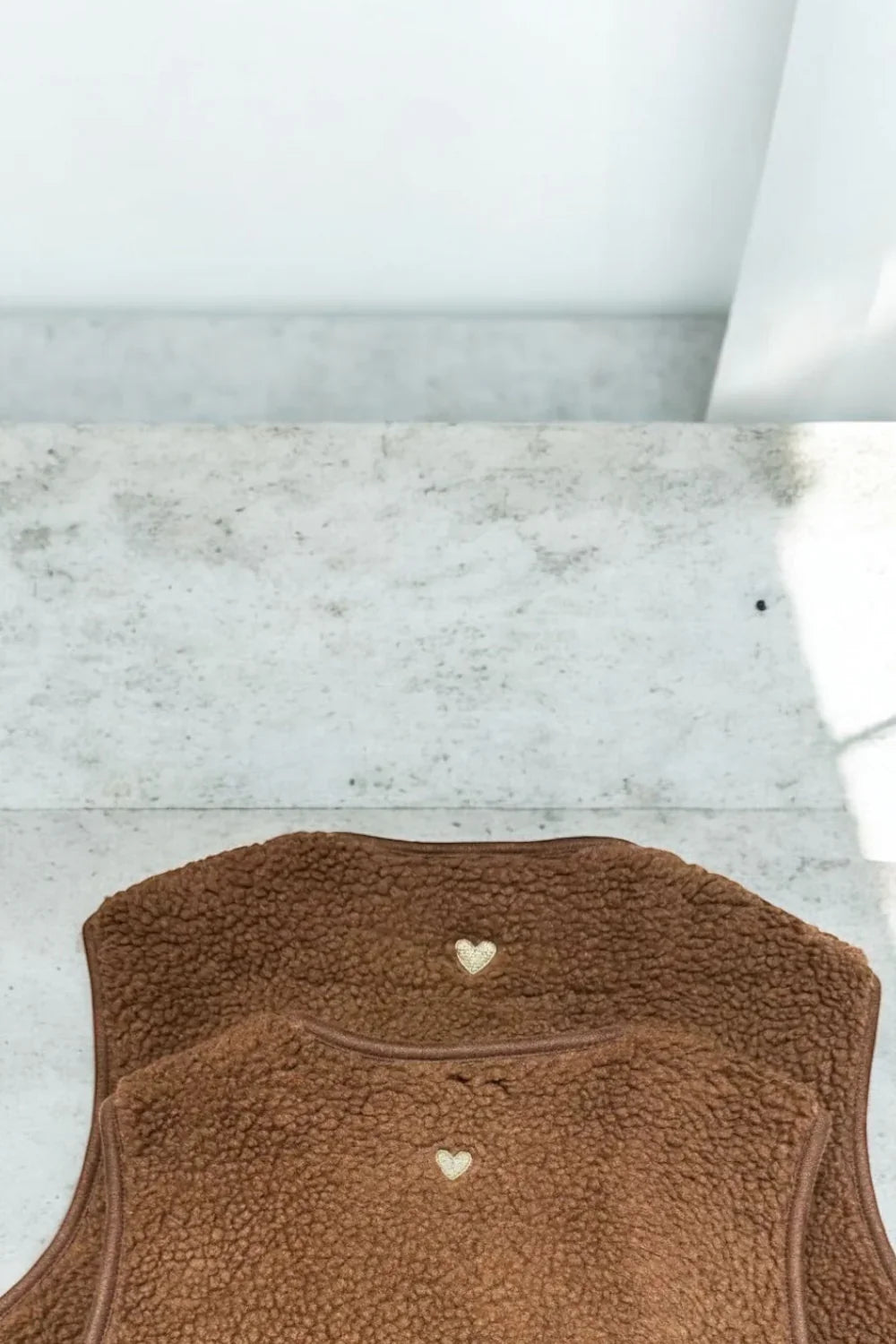 Veste gilet peluche moumoute sans manches marron chocolat