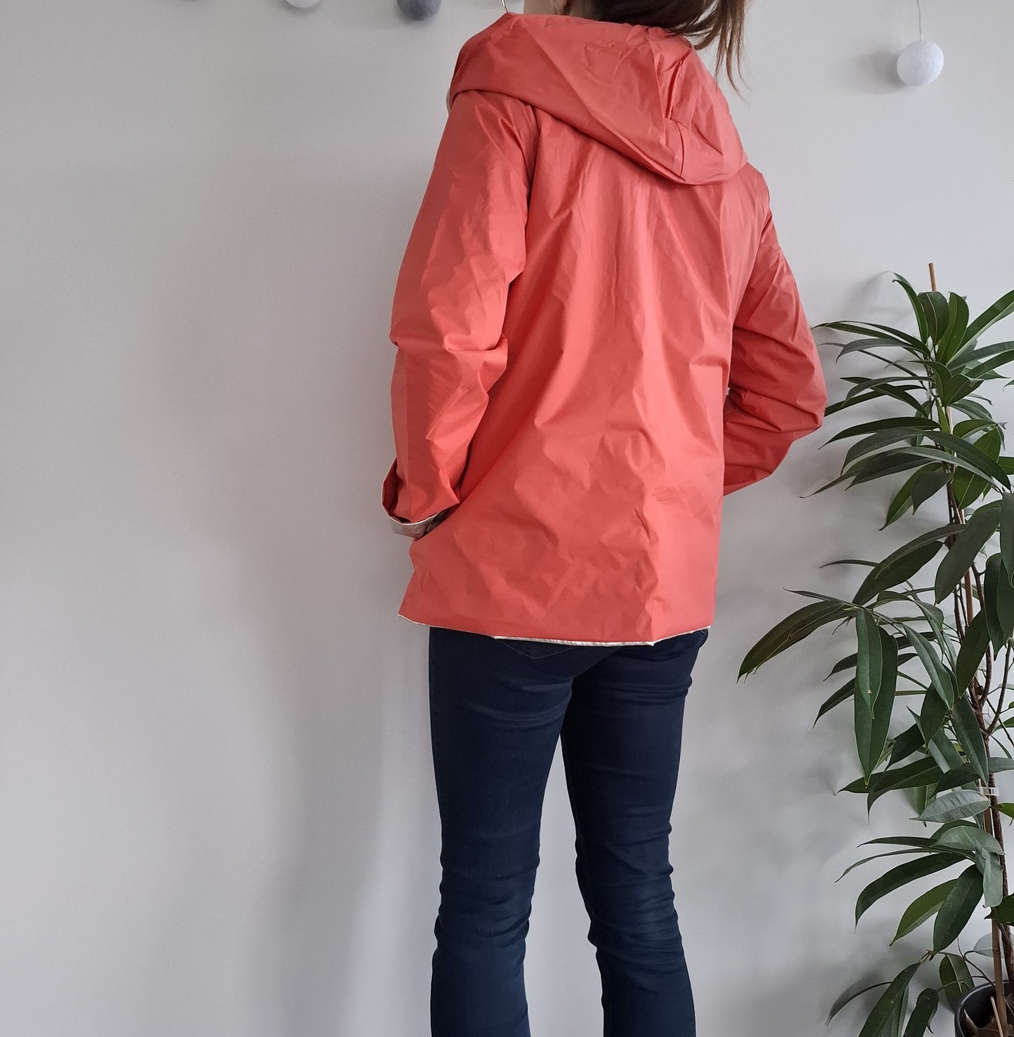 Laura Jo - Imperméable réversible court sans garnissage ouate couleur corail/doré