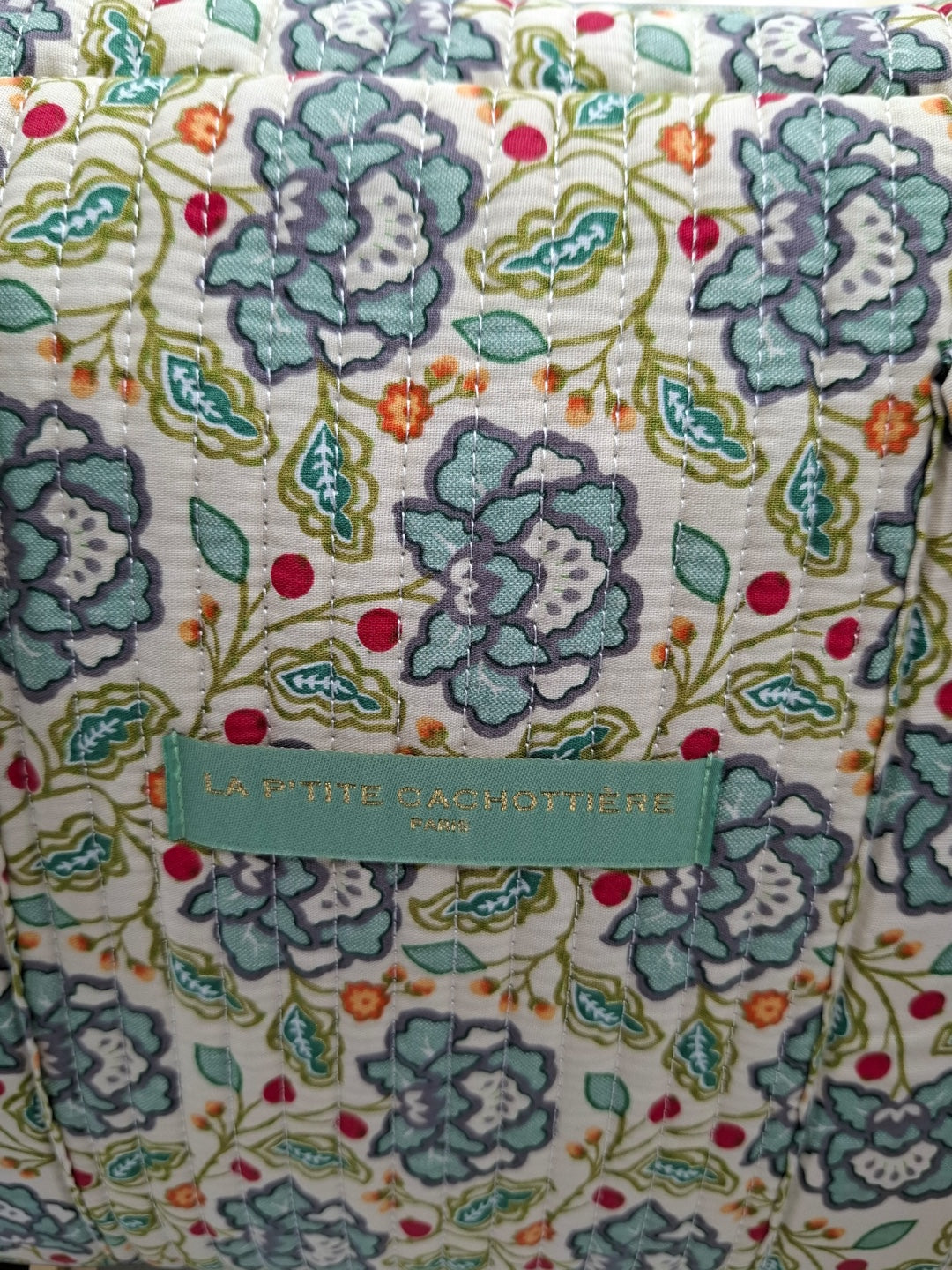 Sac week-end polochon en coton matelassé blanc liberty fleuri jaune et bleu