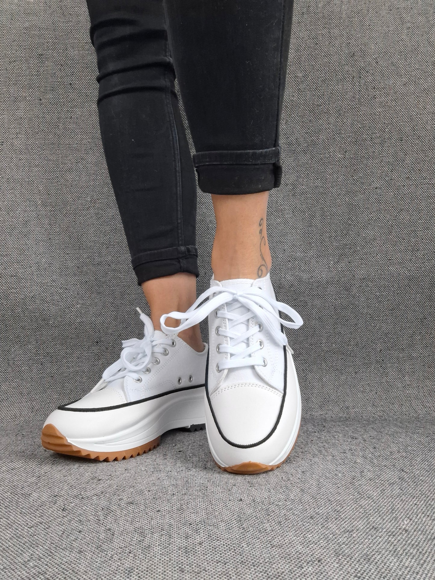 Chaussures baskets basses plate-forme tissu toile blanc