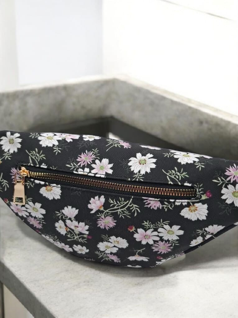 Sac banane en tissu coton liberty noir motifs fleuris blanc et rose