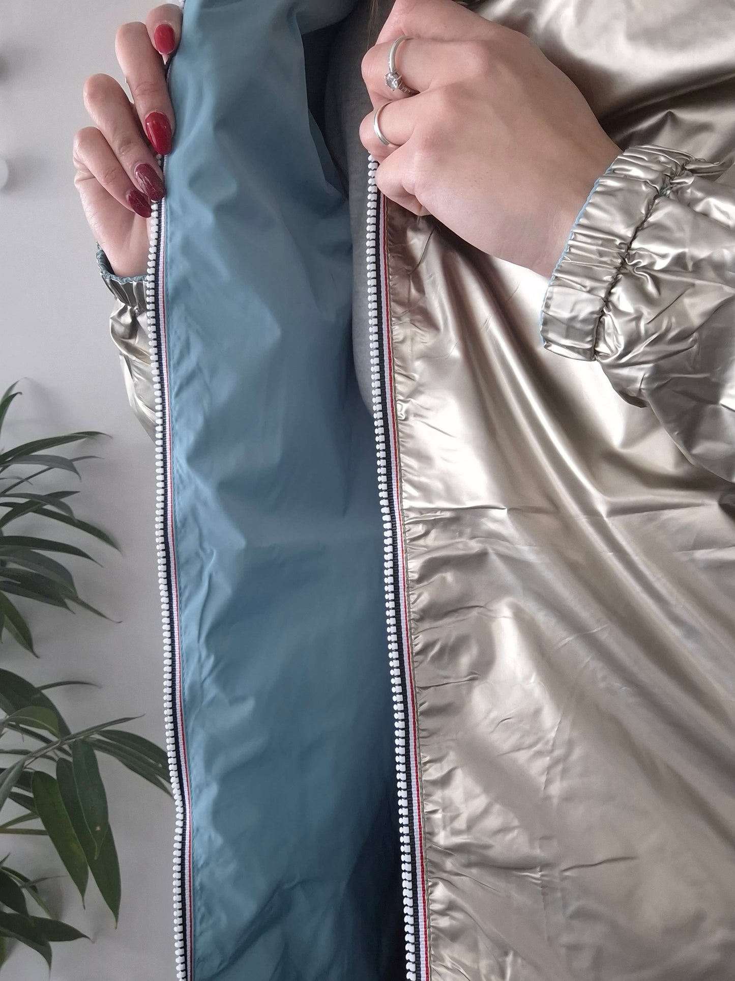 Melya Melody - Imperméable réversible mi-long sans garnissage ouate couleur bleu ciel/doré