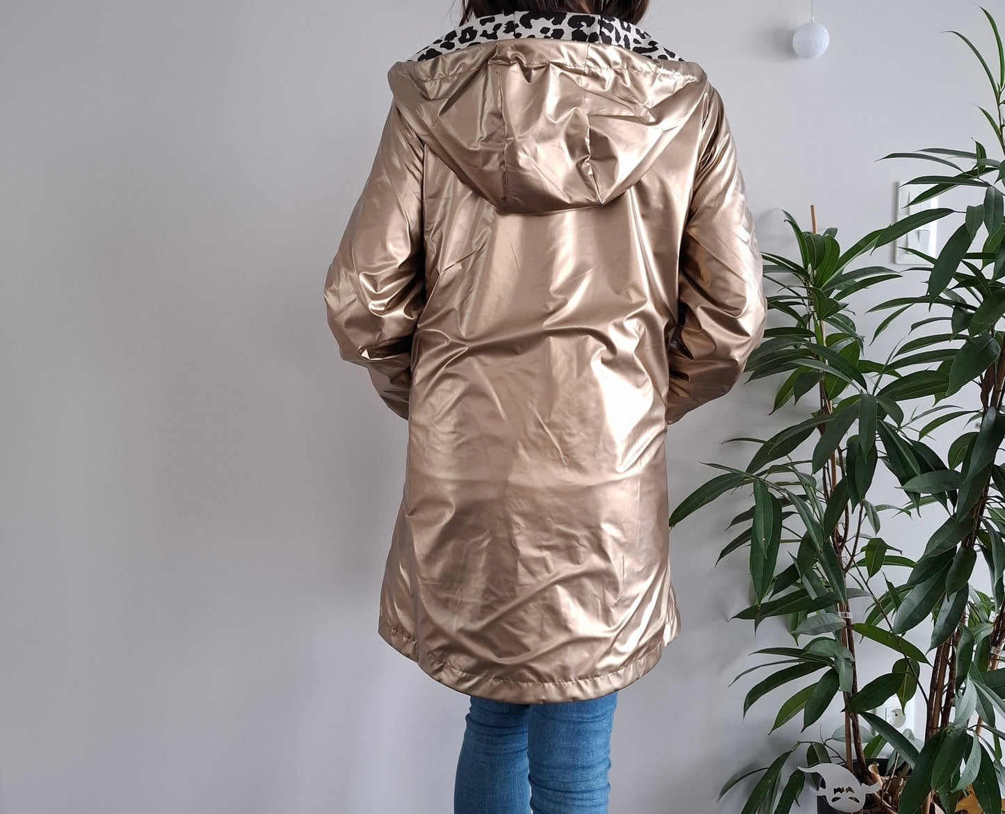 Attrait Paris - Manteau long sans ouate imperméable doré réversible avec motif léopard avec capuche