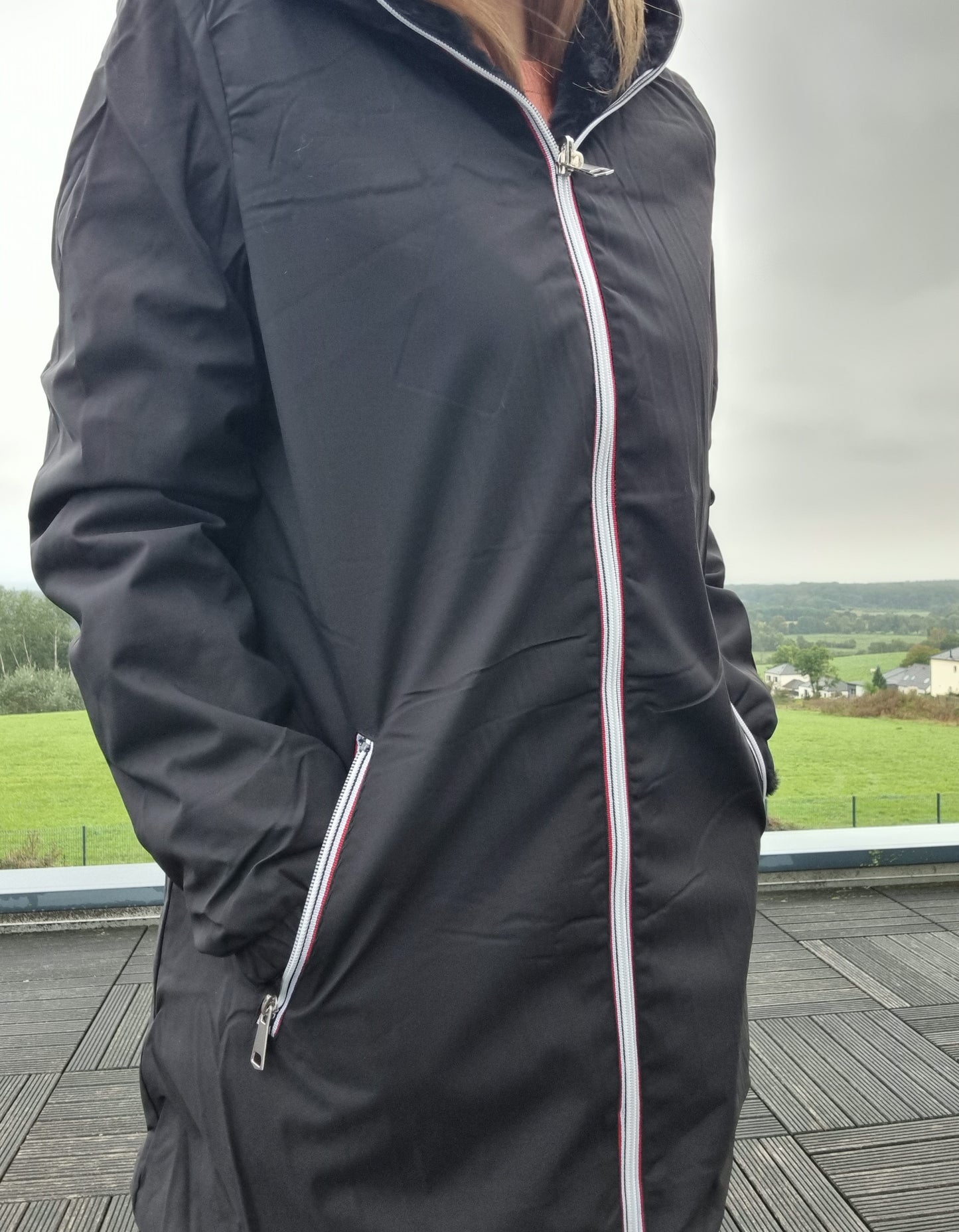 New Lolo - Manteau long NOIR réversible, imperméable et complètement fourré non resserrable à la taille