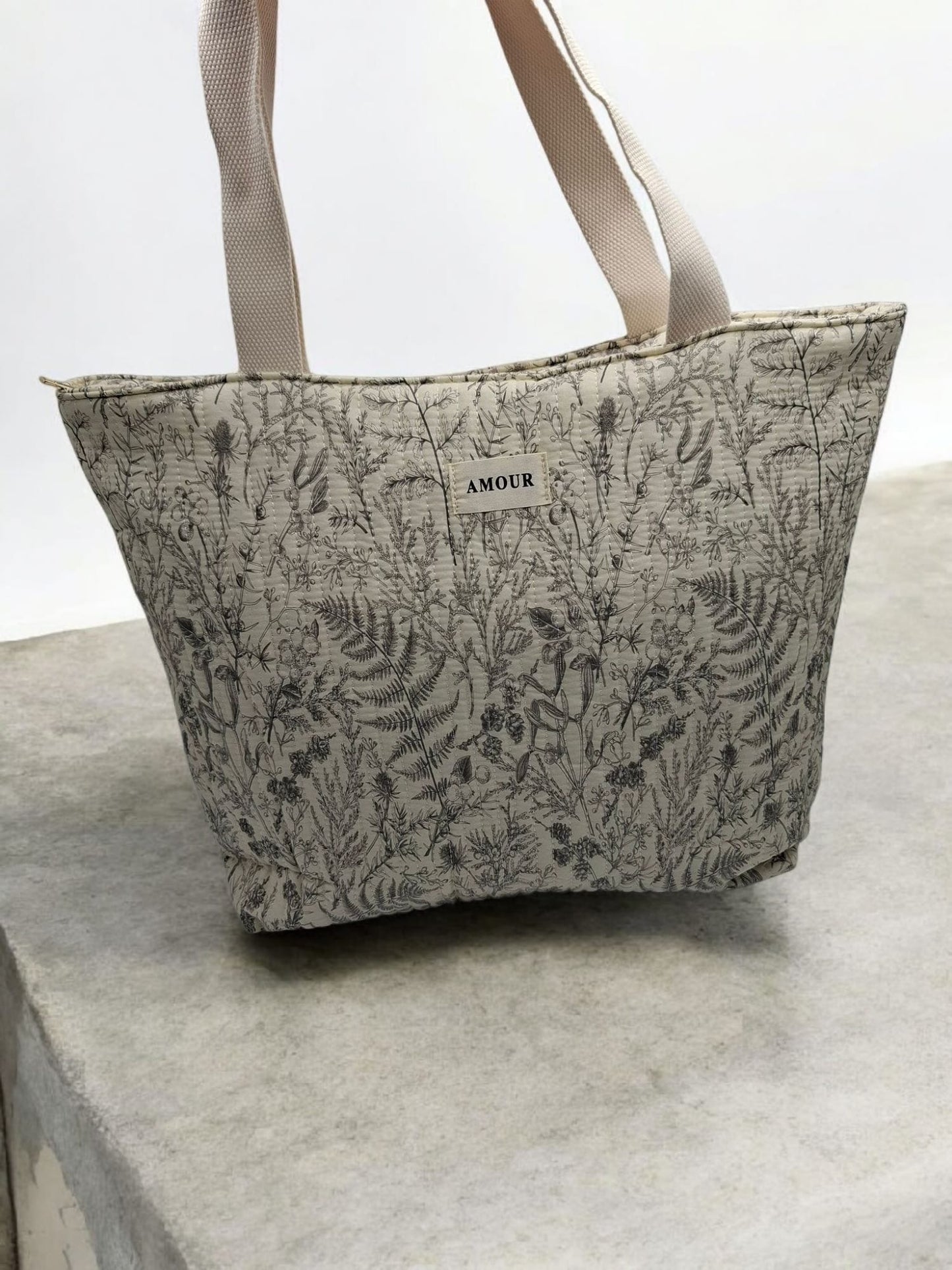 Sac cabas porté épaule blanc en coton liberty fleuri noir et creme