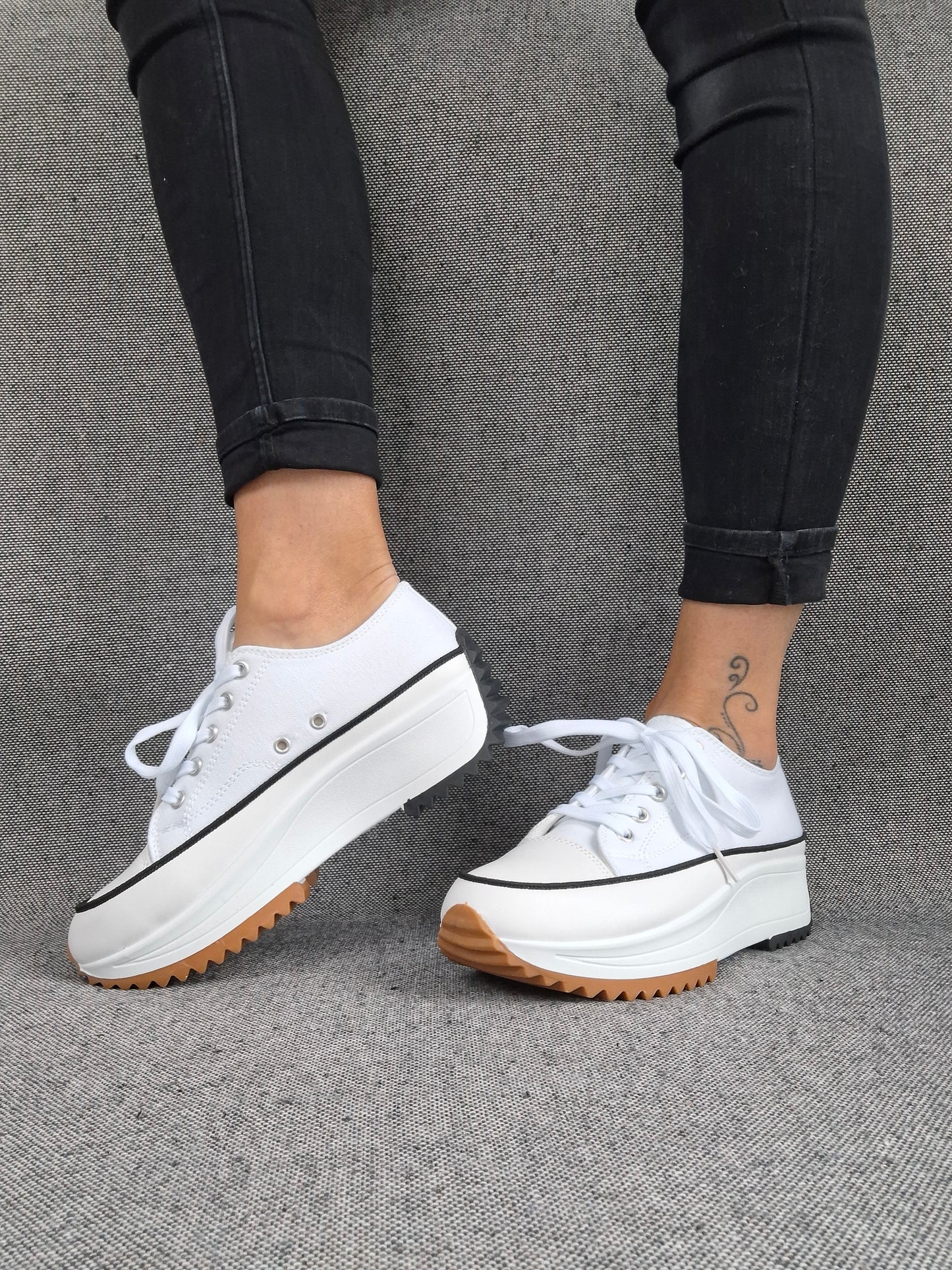 Chaussures baskets basses plate-forme tissu toile blanc