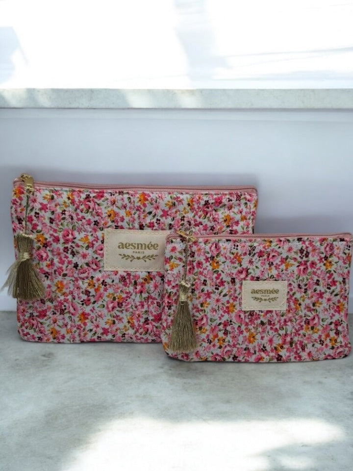 Trousse et pochette en coton motif floral avec des nuances de rose, jaune et blanc